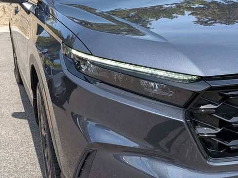 Used 2024 Honda CR-V Sport Touring image 5