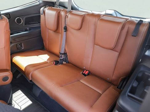 Used 2020 Subaru Ascent Touring w/ Popular Package #3 AWD/4WD image 29