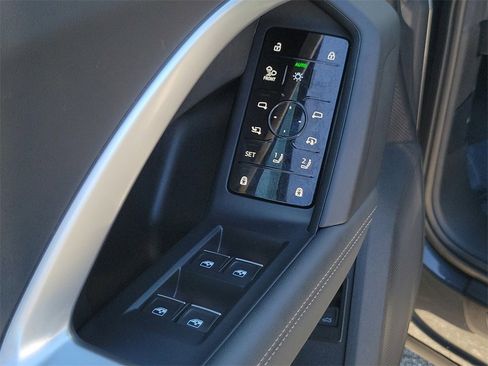 Certified 2025 Audi Q5 Premium Plus w/ Premium Plus image 21