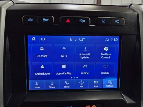 Used 2021 Ford F250 Lariat w/ Lariat Ultimate Package AWD/4WD image 63