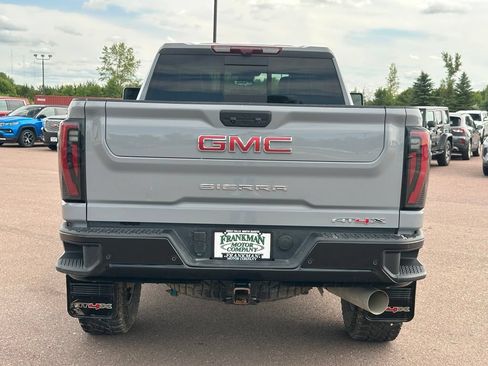 Used 2025 GMC Sierra 2500 AT4X AWD/4WD image 38