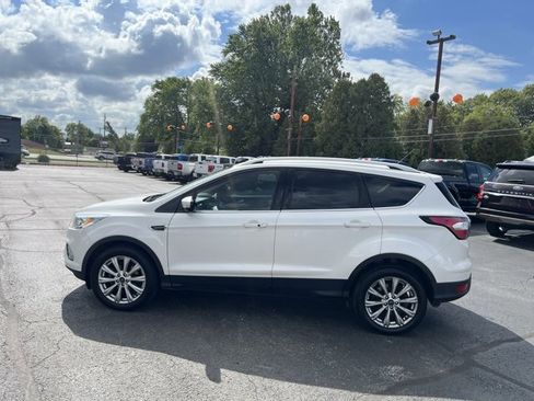 Used 2017 Ford Escape Titanium image 14