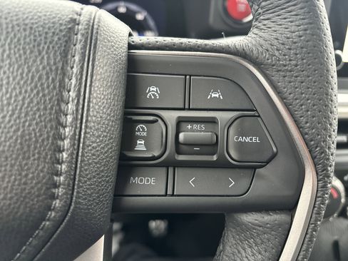 Certified 2025 Toyota Tacoma TRD Sport image 21