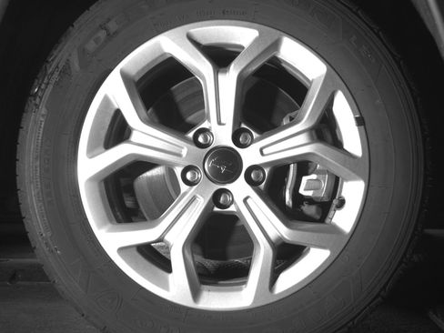 Used 2025 Jeep Compass Latitude image 13