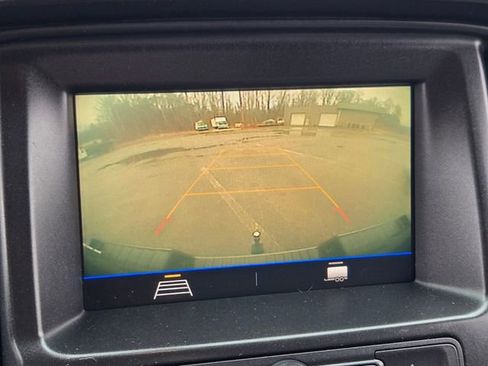 Used 2021 Chevrolet Colorado W/T w/ Custom Special Edition image 26