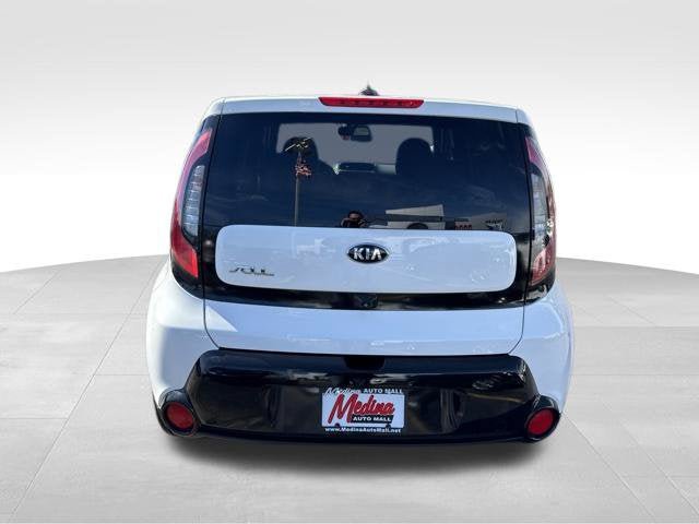 Used 2016 Kia Soul + FWD image 6