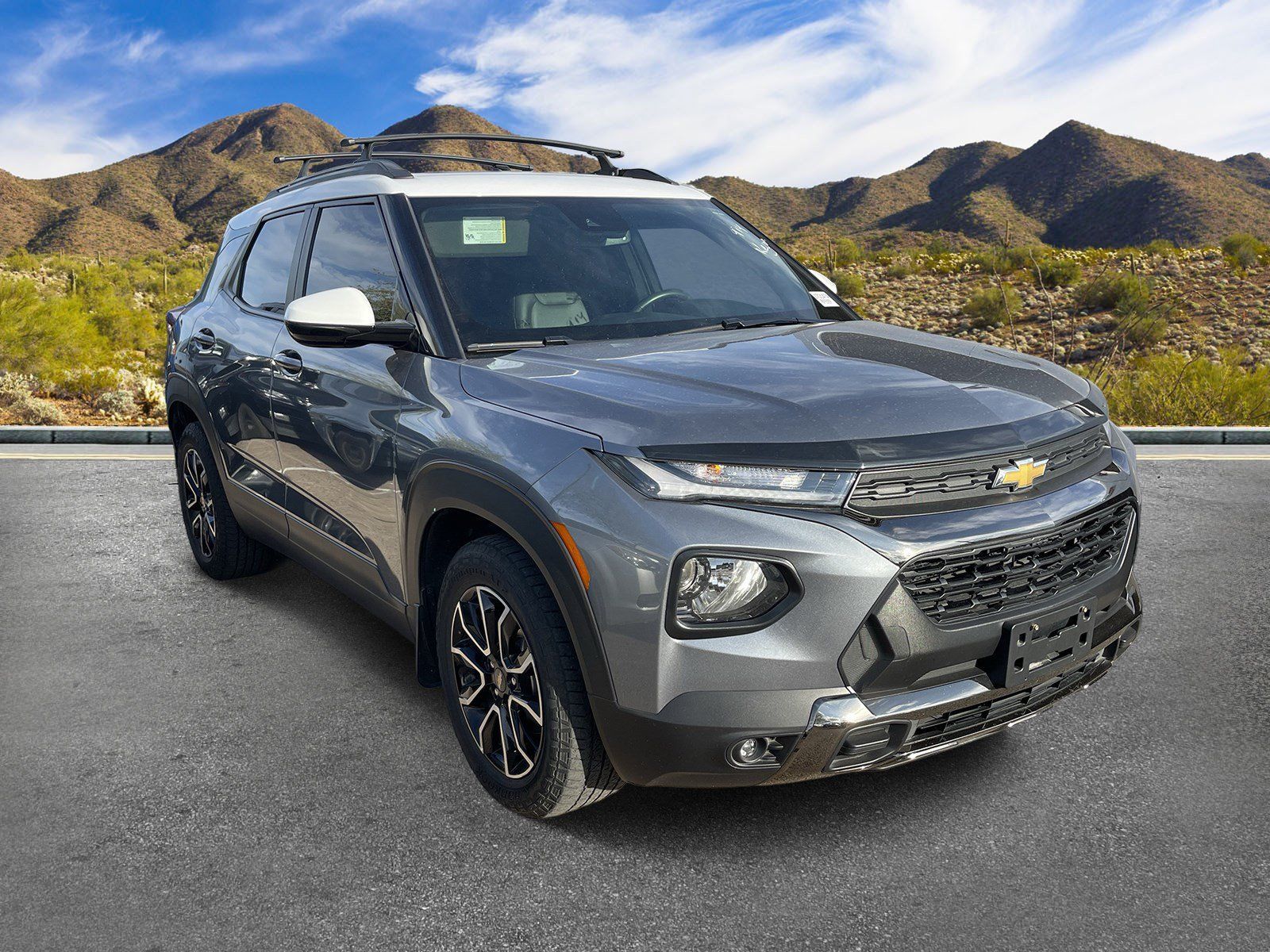 Used 2022 Chevrolet TrailBlazer ACTIV w/ Sun and Liftgate Package FWD image 3