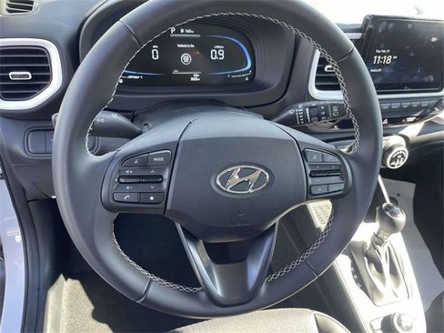 Certified 2025 Hyundai Venue Limited image 14
