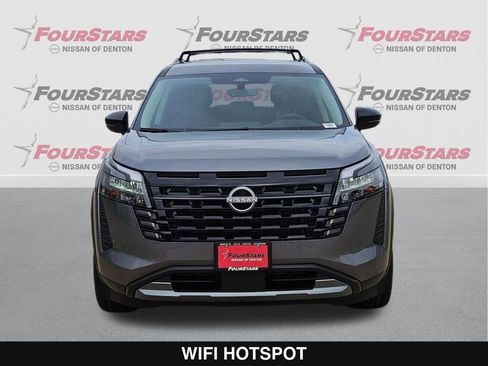 New 2026 Nissan Pathfinder SL FWD image 10