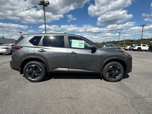 New 2026 Nissan Rogue SV w/ Cold Weather Package image 4