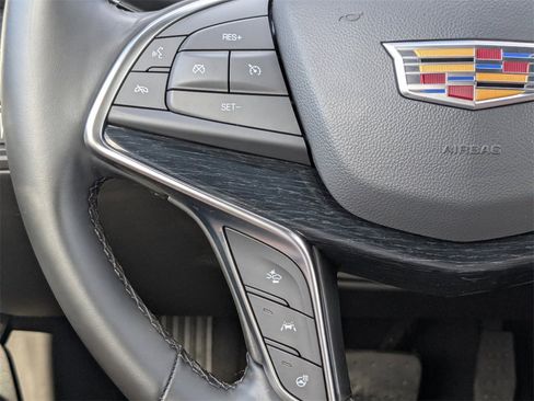 Certified 2025 Cadillac XT5 Premium Luxury image 31