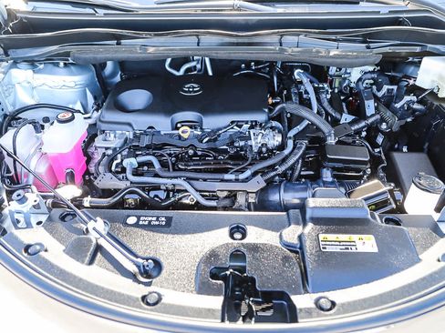 Certified 2023 Toyota Sienna Platinum image 27