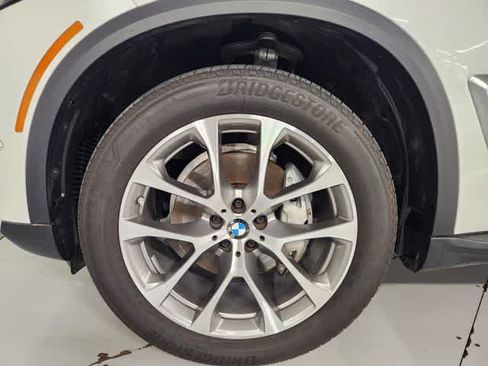 Used 2026 BMW X5 xDrive40i AWD/4WD image 13