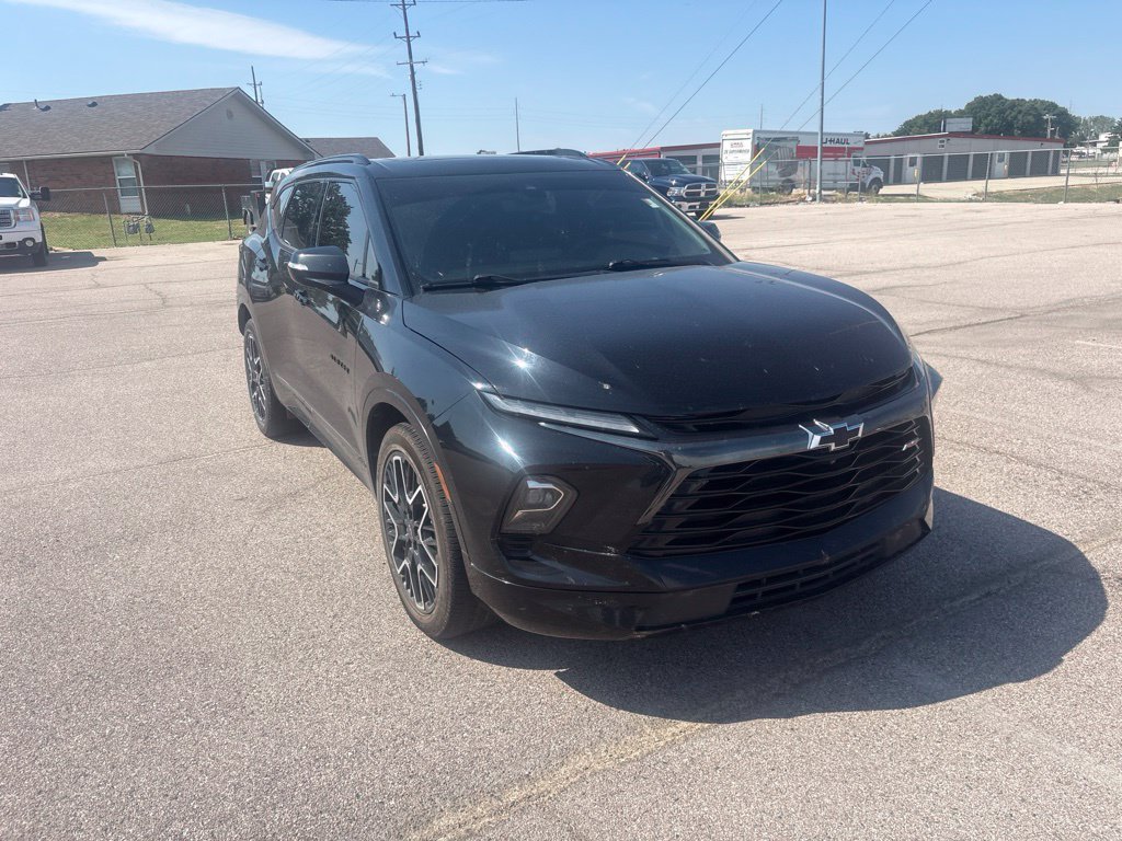 Used 2023 Chevrolet Blazer RS w/ Driver Confidence II Package AWD/4WD image 2