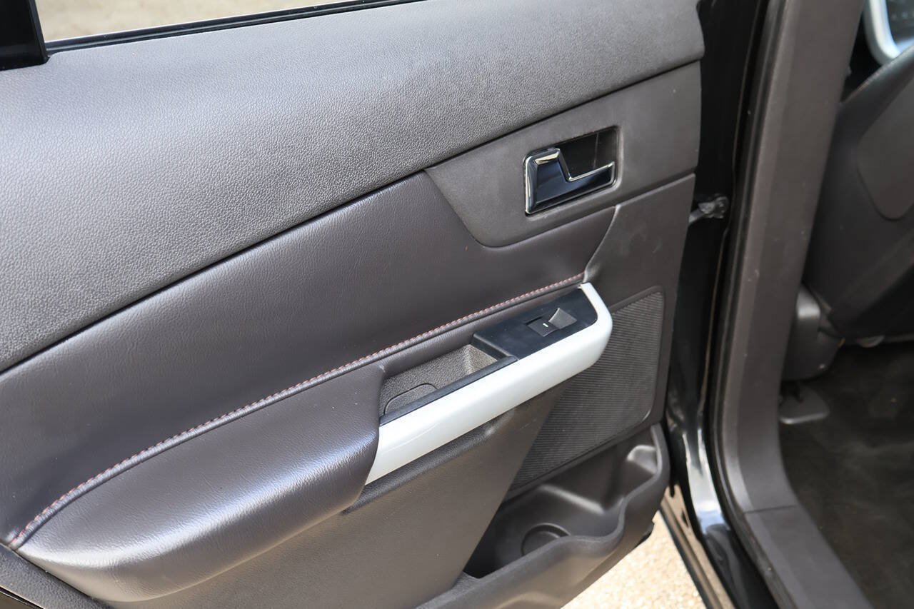 Used 2014 Ford Edge SEL w/ Equipment Group 205A FWD image 15