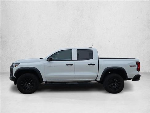 Used 2026 Chevrolet Colorado Trail Boss AWD/4WD image 9