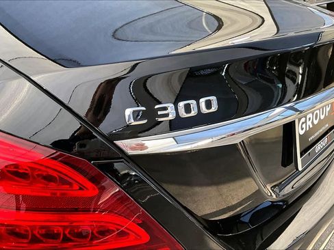 Used 2015 Mercedes-Benz C 300 4MATIC Sedan image 31