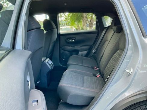 Certified 2023 Honda HR-V Sport image 9
