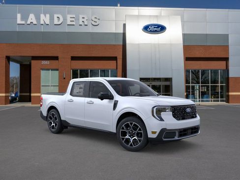 New 2025 Ford Maverick Lariat w/ 4K Tow Package image 7