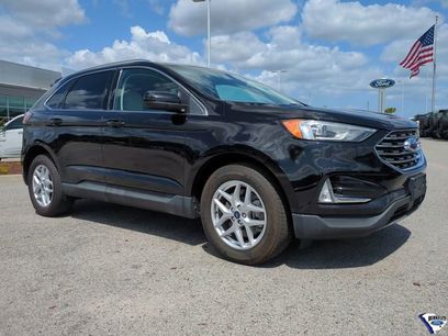 Used 2021 Ford Edge SEL w/ Convenience Package
