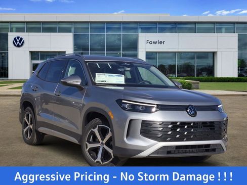 New 2026 Volkswagen Tiguan SE FWD image 1