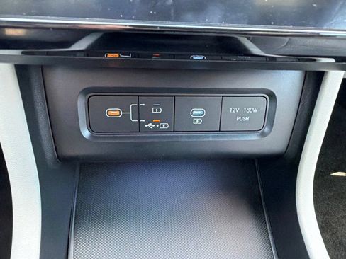 Used 2025 Hyundai Tucson Limited FWD image 29
