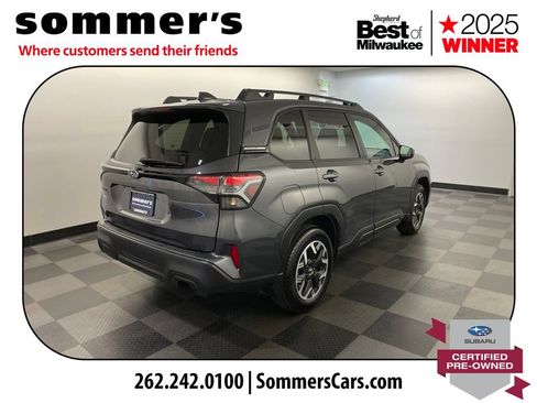 Used 2026 Subaru Forester Premium AWD/4WD image 6