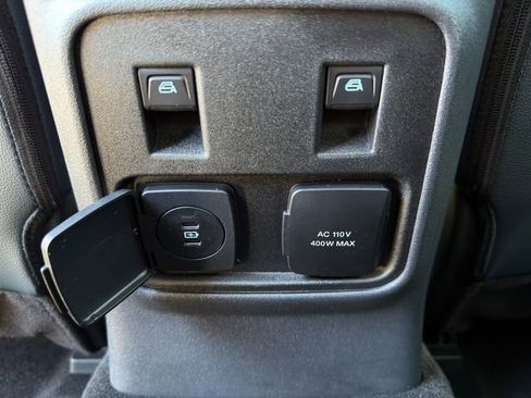 Used 2024 Ford Bronco Outer Banks image 15