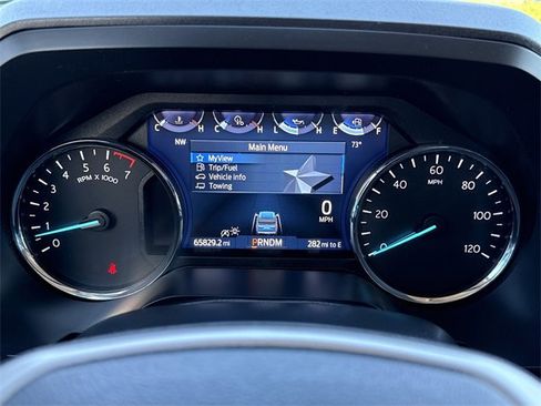 Used 2024 Ford Expedition XLT image 15