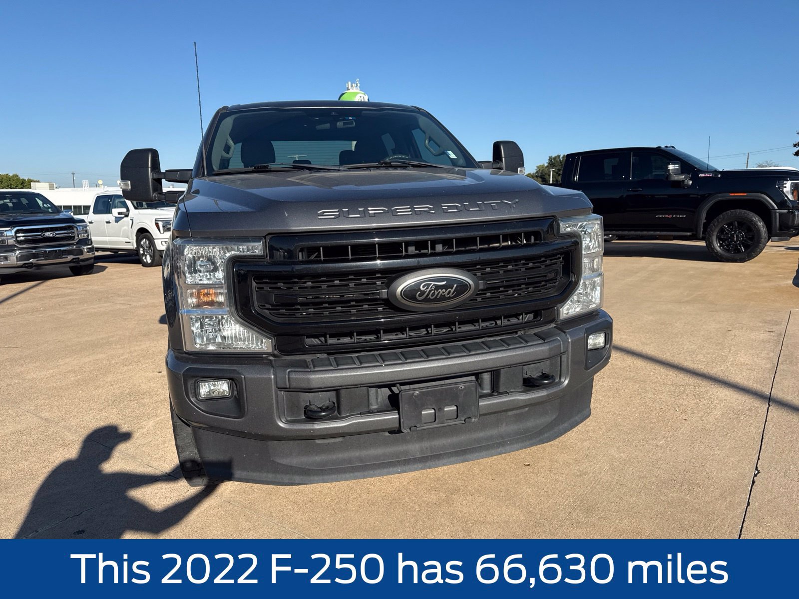 Used 2022 Ford F250 XLT w/ Black Appearance Package AWD/4WD image 2