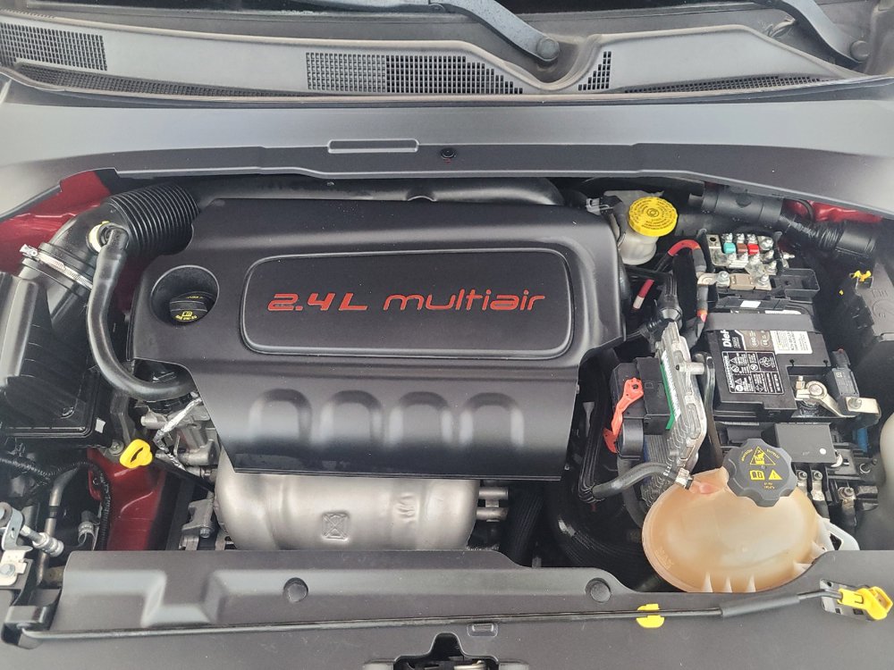 Used 2021 Jeep Compass Latitude FWD image 30