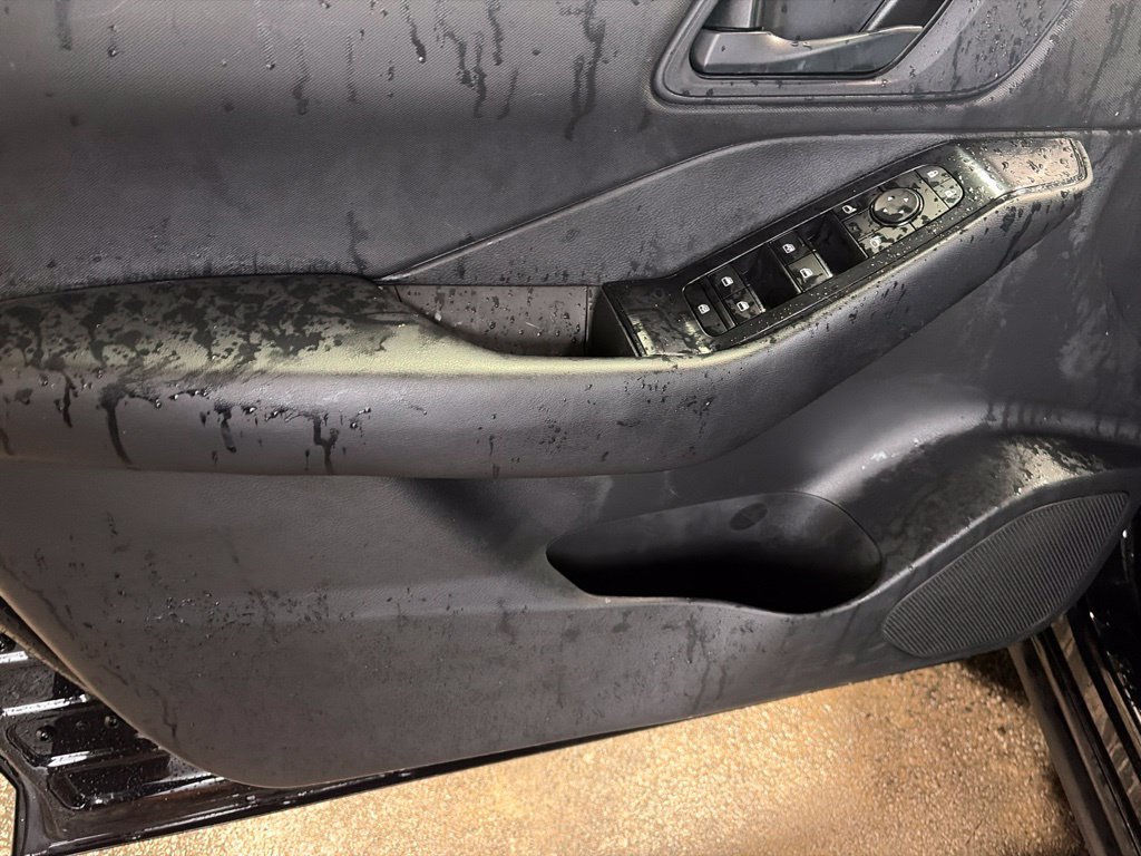 Used 2024 Nissan Rogue S AWD/4WD image 6