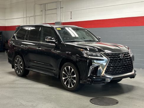Used 2021 Lexus LX 570 4WD w/ Sport Package image 2