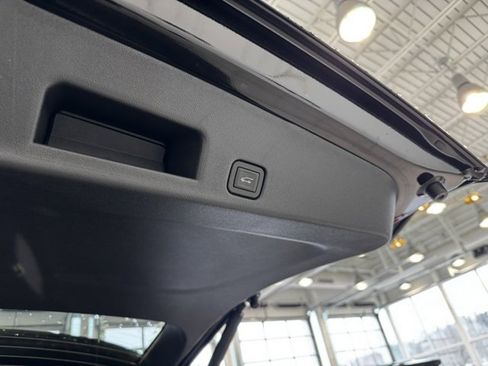 New 2026 Chevrolet Traverse LT w/ Midnight/Sport Edition image 38