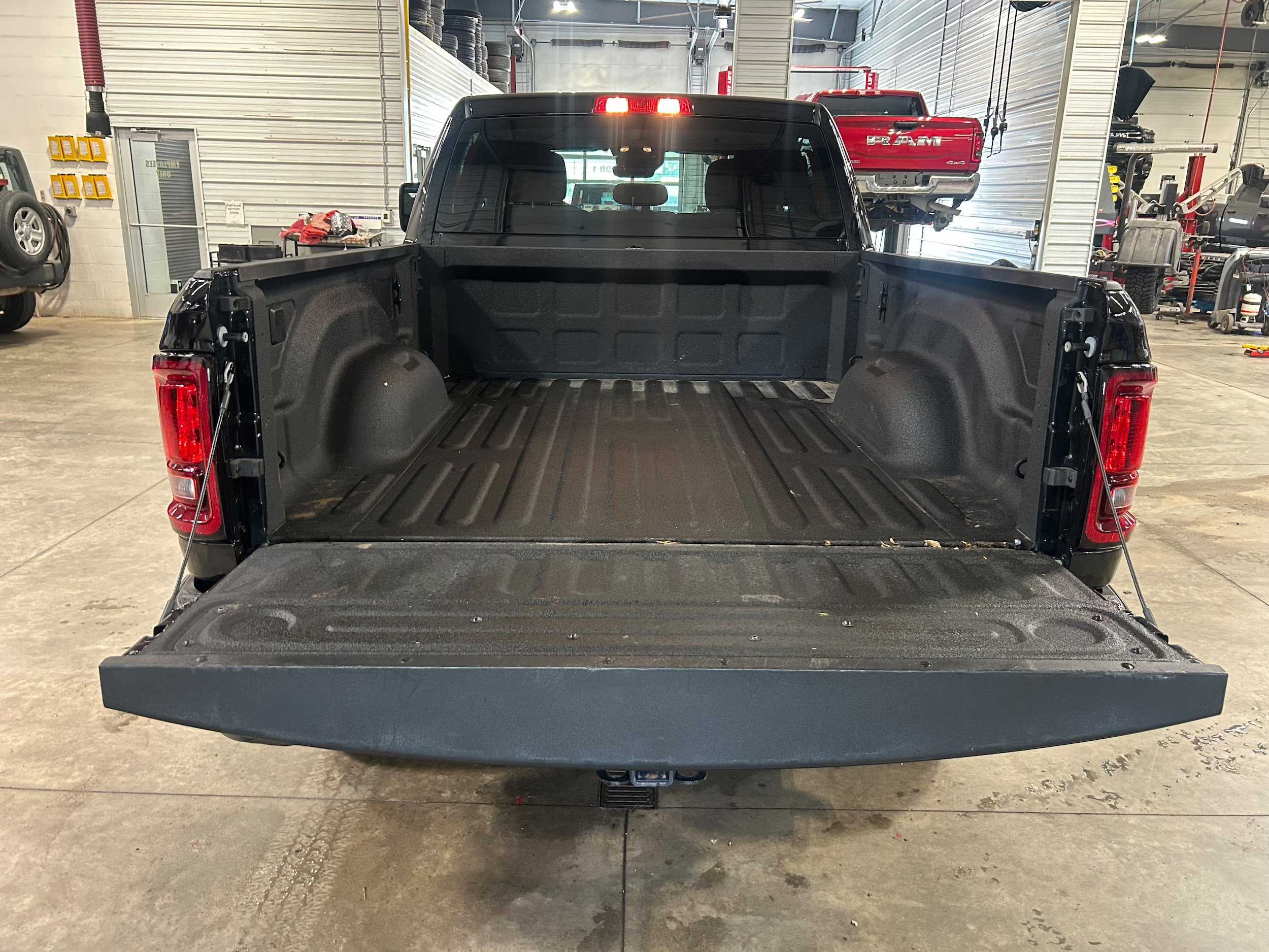 Used 2025 RAM 2500 Big Horn AWD/4WD image 26