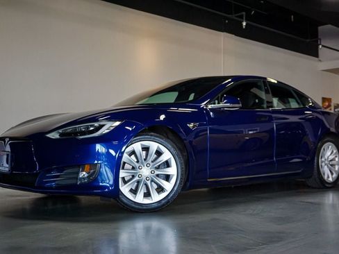 Used 2018 Tesla Model S AWD image 1