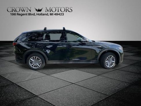 Used 2024 MAZDA CX-90 3.3 Turbo w/ Preferred Plus AWD/4WD image 12