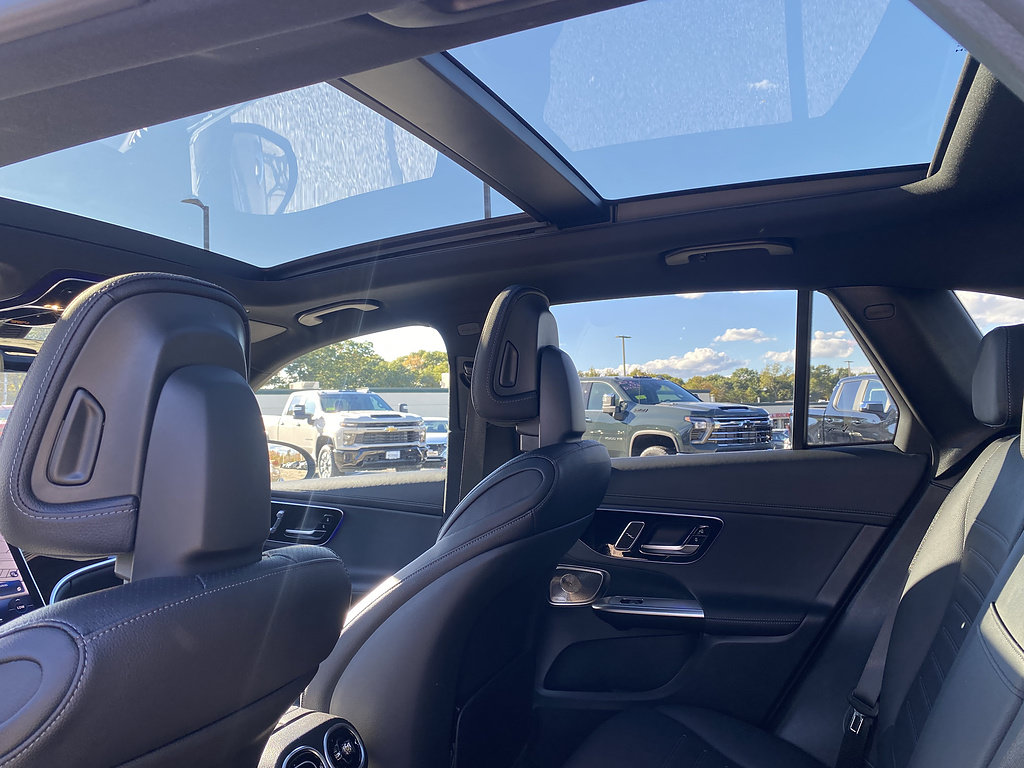 Used 2024 Mercedes-Benz GLC 300 4MATIC image 19