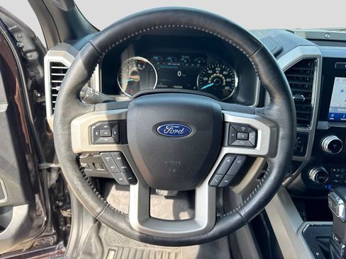 Used 2020 Ford F150 Lariat w/ Equipment Group 502A Luxury AWD/4WD image 22