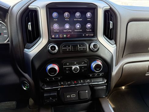 Used 2019 GMC Sierra 1500 SLT w/ SLT Premium Package image 30