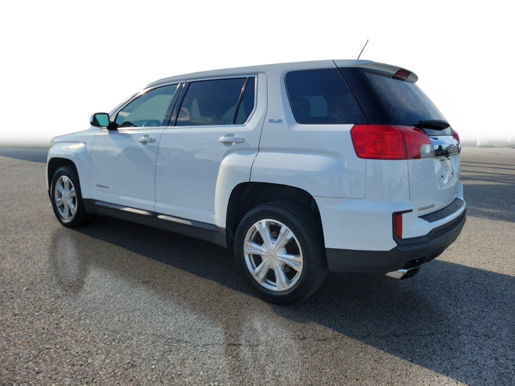 Used 2017 GMC Terrain SLE AWD/4WD image 3