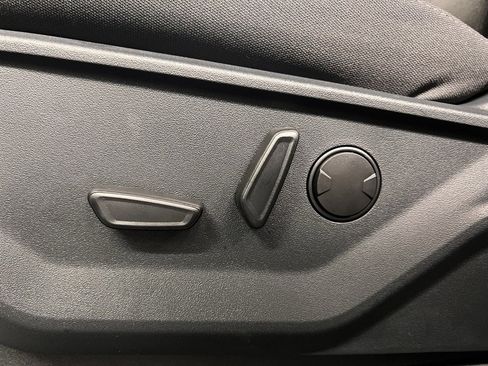 New 2025 Ford F150 XLT w/ Equipment Group 302A MID image 29