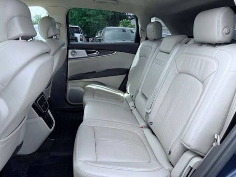 Used 2017 Lincoln MKX Reserve w/ Luxury Package AWD/4WD image 23