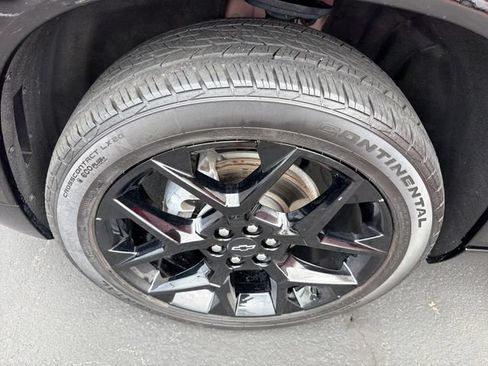 Used 2024 Chevrolet Traverse RS w/ LPO, Floor Liner Package AWD/4WD image 24