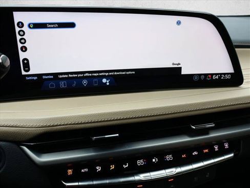 Used 2024 Cadillac XT4 Premium Luxury AWD/4WD image 17
