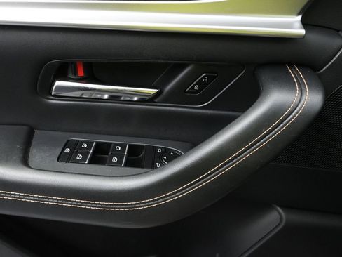 Used 2024 MAZDA CX-90 3.3 Turbo w/ Premium Package image 17