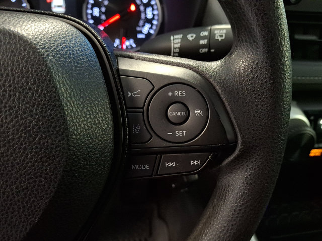 Used 2019 Toyota RAV4 LE w/ All Weather Liner Package AWD/4WD image 22