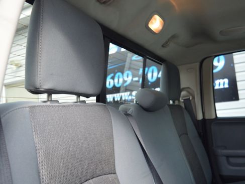 Used 2014 RAM 1500 Big Horn image 23