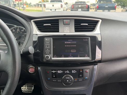 Used 2019 Nissan Sentra SR FWD image 79