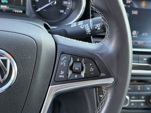 Used 2018 Buick Encore Preferred image 27